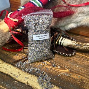 Dried Lavender Blossoms